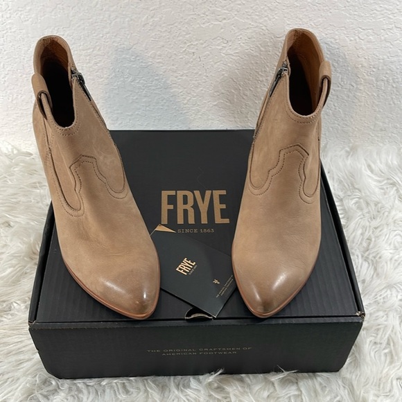 FRYE Reina Bootie 79258 Leather Brown Nubuck Slip On Ankle Booties Boots Sz 8.5 - Picture 2 of 16